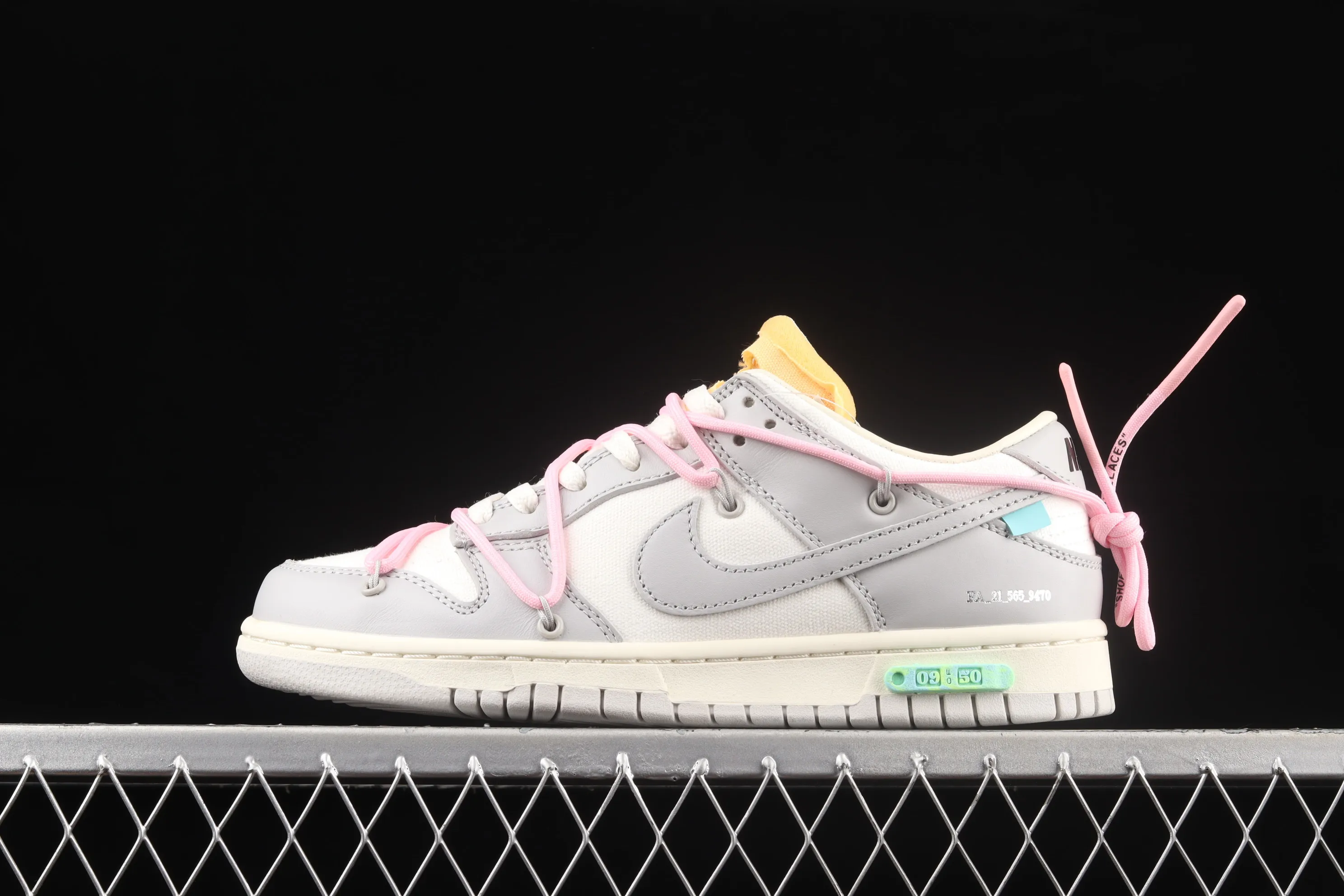 All Categories Nk SB Dunk Series Nk SB Dunk Low Low-top sneakers Pure original version OF x Nk Dunk Low OW Gray SB smashed backboard fashion casual sneakers DM1602-109